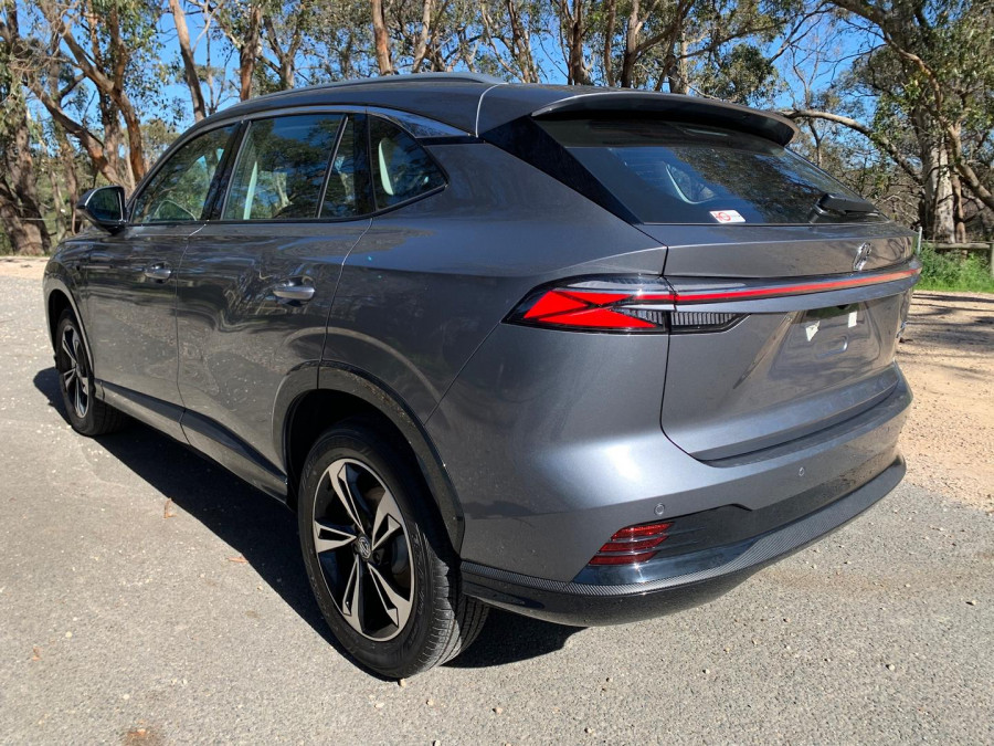 2025 MG HS AS33 Hybrid+ Excite SUV Image 5