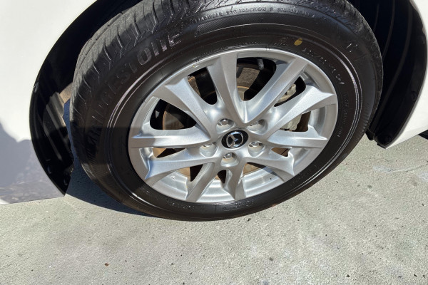 2017 Mazda 3 BN5478 Maxx Hatch Image 9