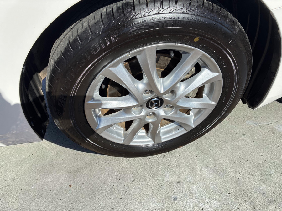 2017 Mazda 3 BN5478 Maxx Hatch Image 9