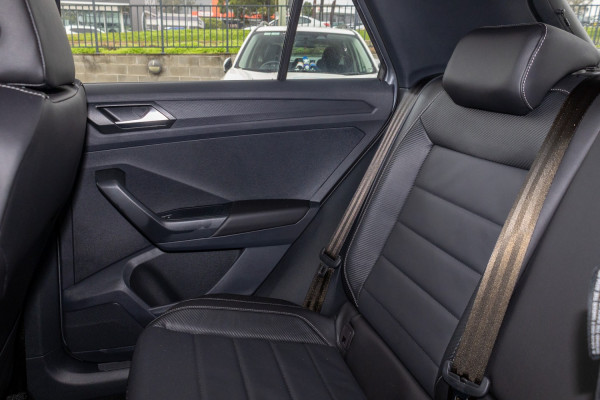 2025 Volkswagen T-Roc D11 140TSI R-Line SUV image 9