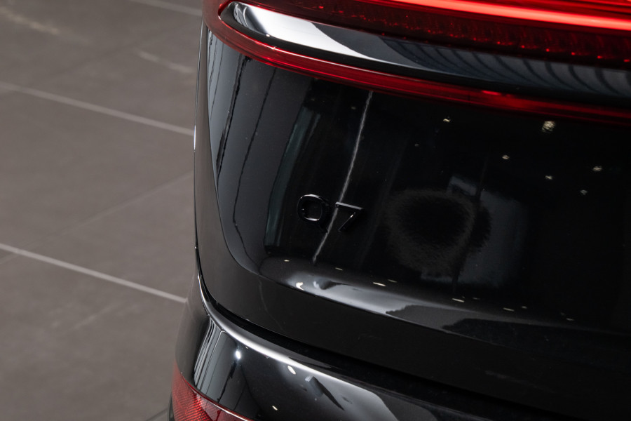 2026 MY25 Audi Q7 4M TFSI 250kW S line SUV