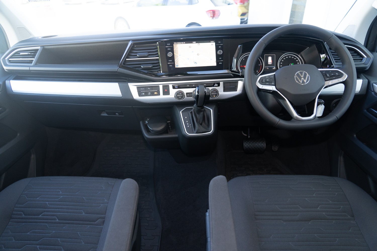 2020 Volkswagen Multivan T6.1 Comfortline Premium SWB Van Image 7