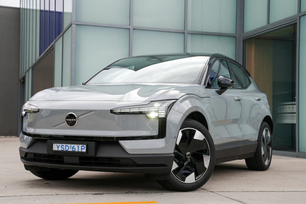 2024 MY25 Volvo EX30  Single Motor Extended Range Ultra SUV Image 6