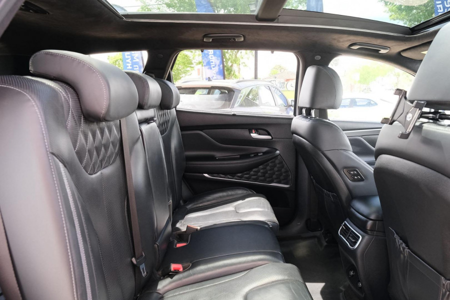 2021 Hyundai Santa Fe TM.V3 Highlander SUV Image 12