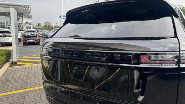 2024 MY25.5 Land Rover Range Rover Velar L560 PHEV P400e Dynamic SE SUV image 9