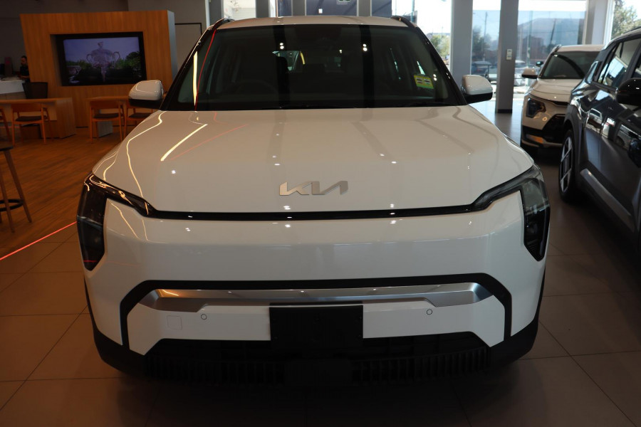 2026 MY27 Kia EV3 SV Earth SUV Image 10