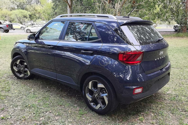2023 Hyundai Venue QX.V5 Active SUV Image 3