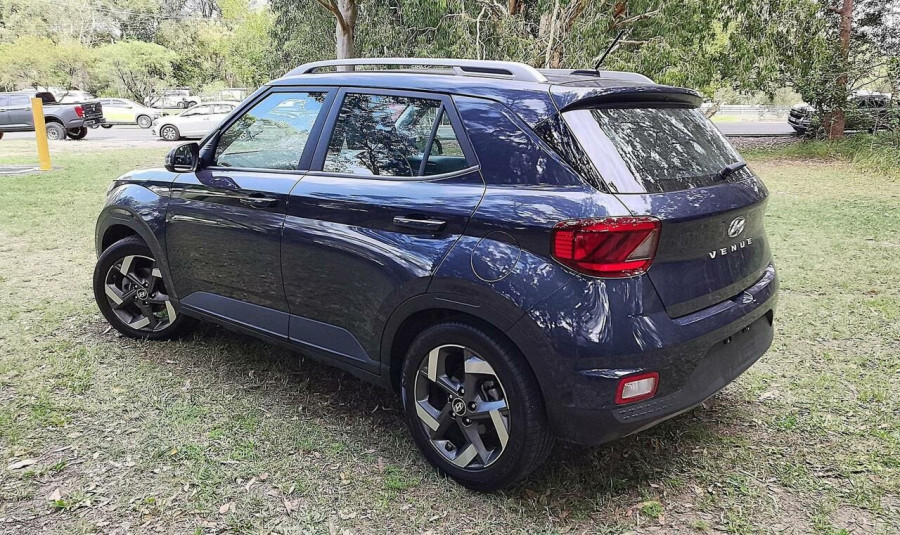 2023 Hyundai Venue QX.V5 Active SUV Image 3