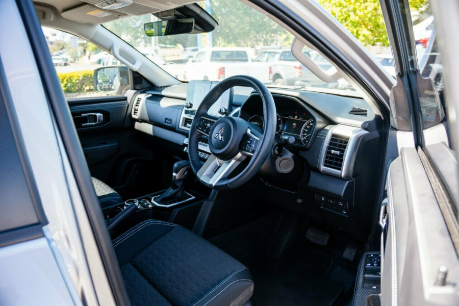 2025 Mitsubishi Triton MV GLS Ute Image 16