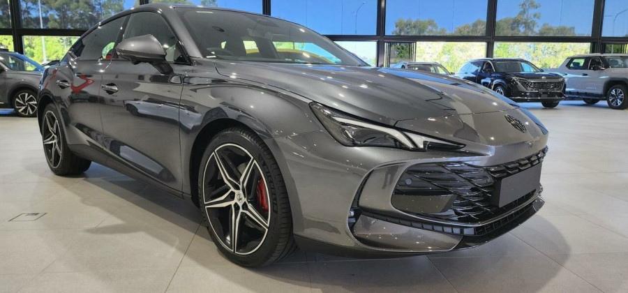 2025 MG MG7 IP42 Essence Sedan Image 7