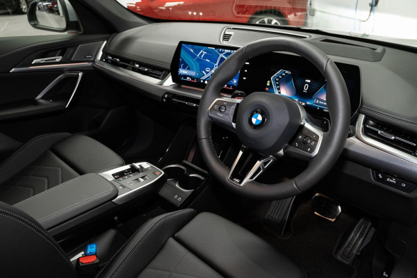 2026 BMW X1 U11 sDrive20i SUV image 6