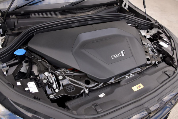 2024 BMW iX2 U10 eDrive20 M Sport SUV image 23