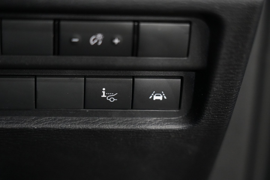 2022 Mitsubishi Outlander Aspire SUV Image 24
