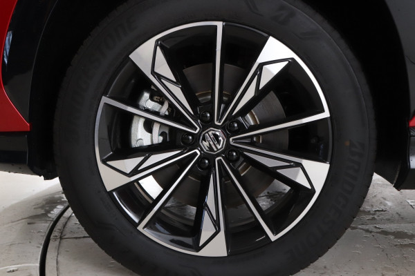 2026 MY25 MG HS AS33 Essence Hybrid+ SUV Image 6