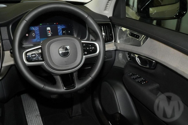 2025 MY26 Volvo XC90 L Series Ultra B5 Dark SUV Image 11