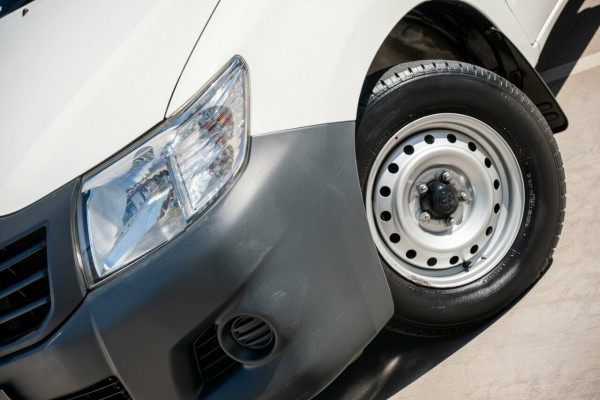 2015 MY14 Toyota HiLux WorkMate Single Cab Chassis Image 6