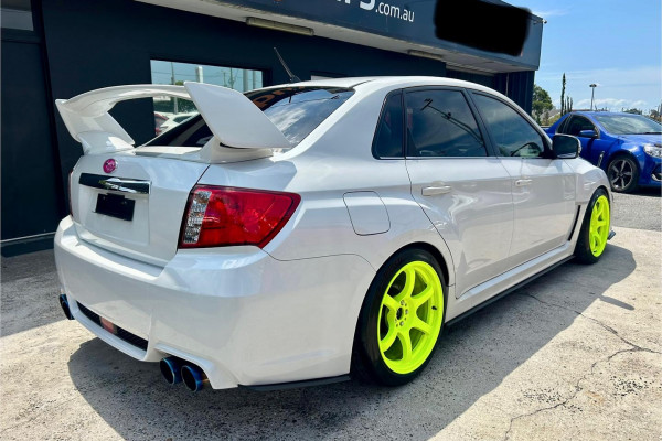 2011 Subaru Impreza G3 2.0i Premium Sedan Image 5