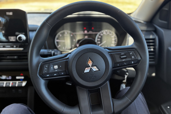 2026 Mitsubishi Triton MV GLX Ute Image 17