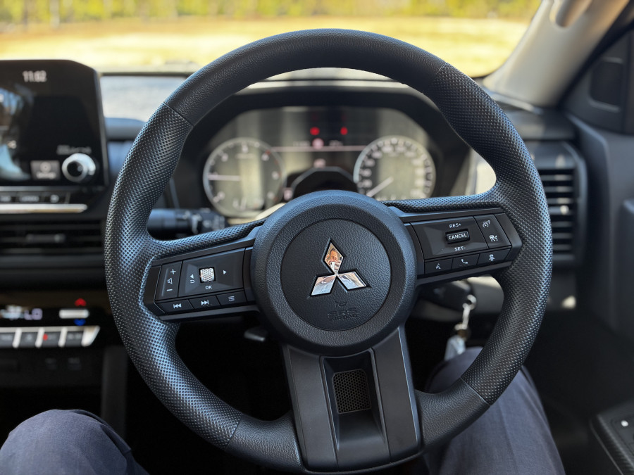 2026 Mitsubishi Triton MV GLX Ute Image 17