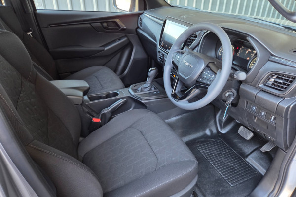 2025 MY25.5 Isuzu D-MAX RG X-RIDER Ute Image 9