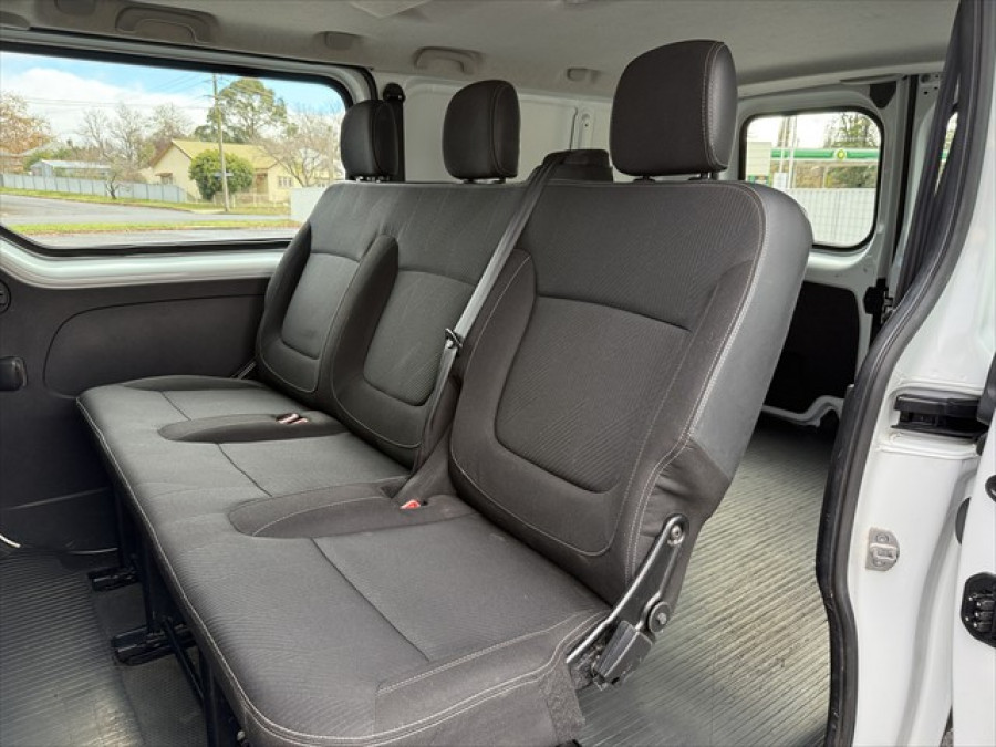 2022 Renault Trafic X82 Crew Lifestyle 125kW Van Image 17
