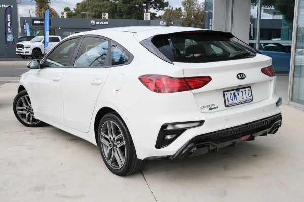 2020 Kia Cerato BD Sport+ Hatch Image 2