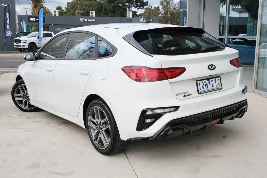 2020 Kia Cerato BD Sport+ Hatch Image 2
