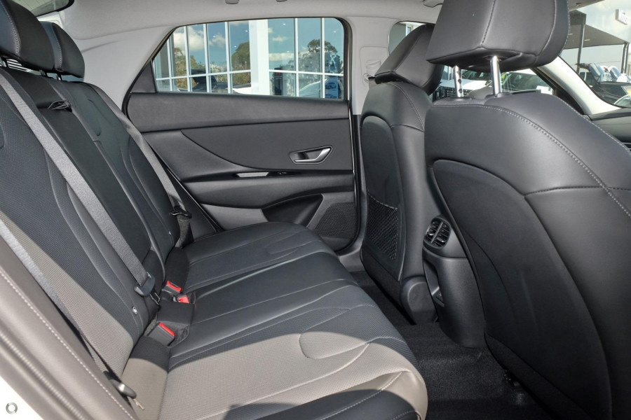2025 Hyundai i30 CN7.V2 Premium Sedan Image 8