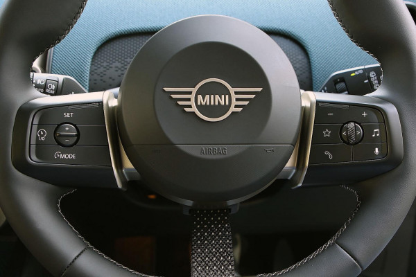 2026 MINI Countryman U25 S Favoured SUV image 16