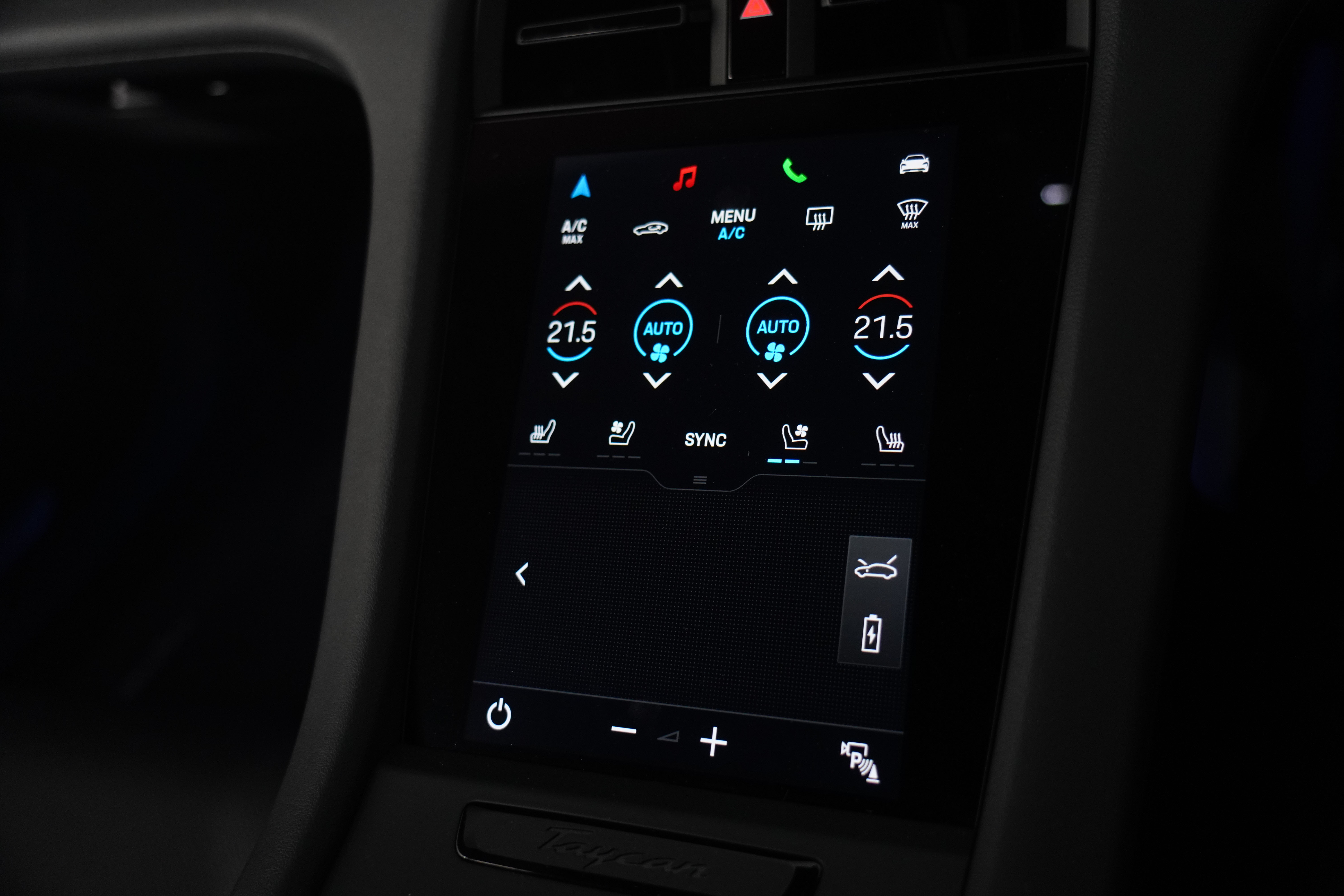 2021 Porsche Taycan 4S Coupe Image 33
