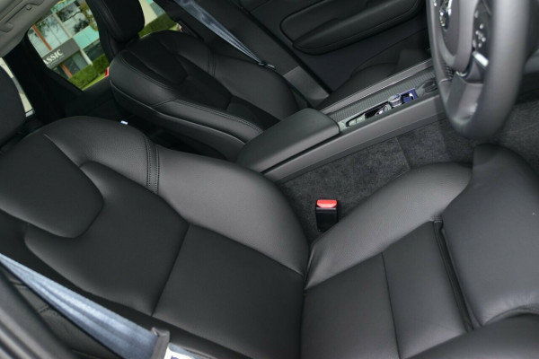 2019 MY20 Volvo XC60 UZ T5 Momentum Suv
