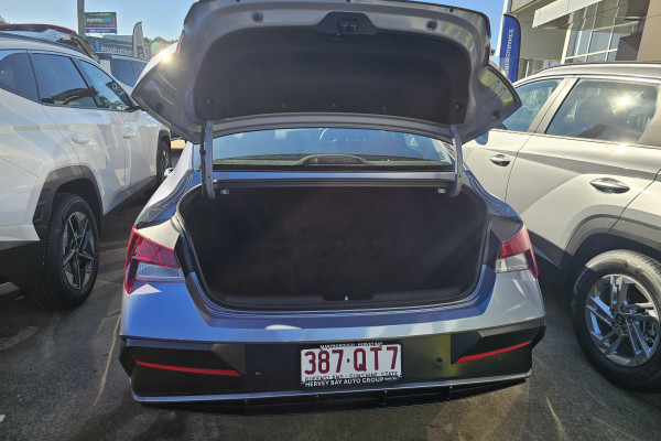 2026 Hyundai i30 CN7.V4  Sedan Image 6