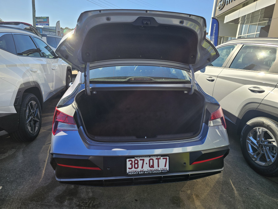 2026 Hyundai i30 CN7.V4  Sedan Image 6
