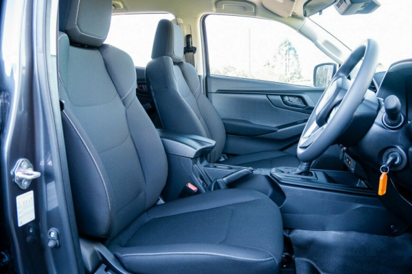 2025 MY25.5 Isuzu D-MAX RG SX High Ride Cab Chassis Image 14