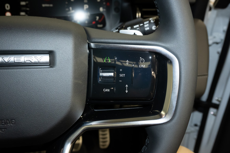 2025 MY25.5 Land Rover Discovery Sport L550 P250 Dynamic SE SUV