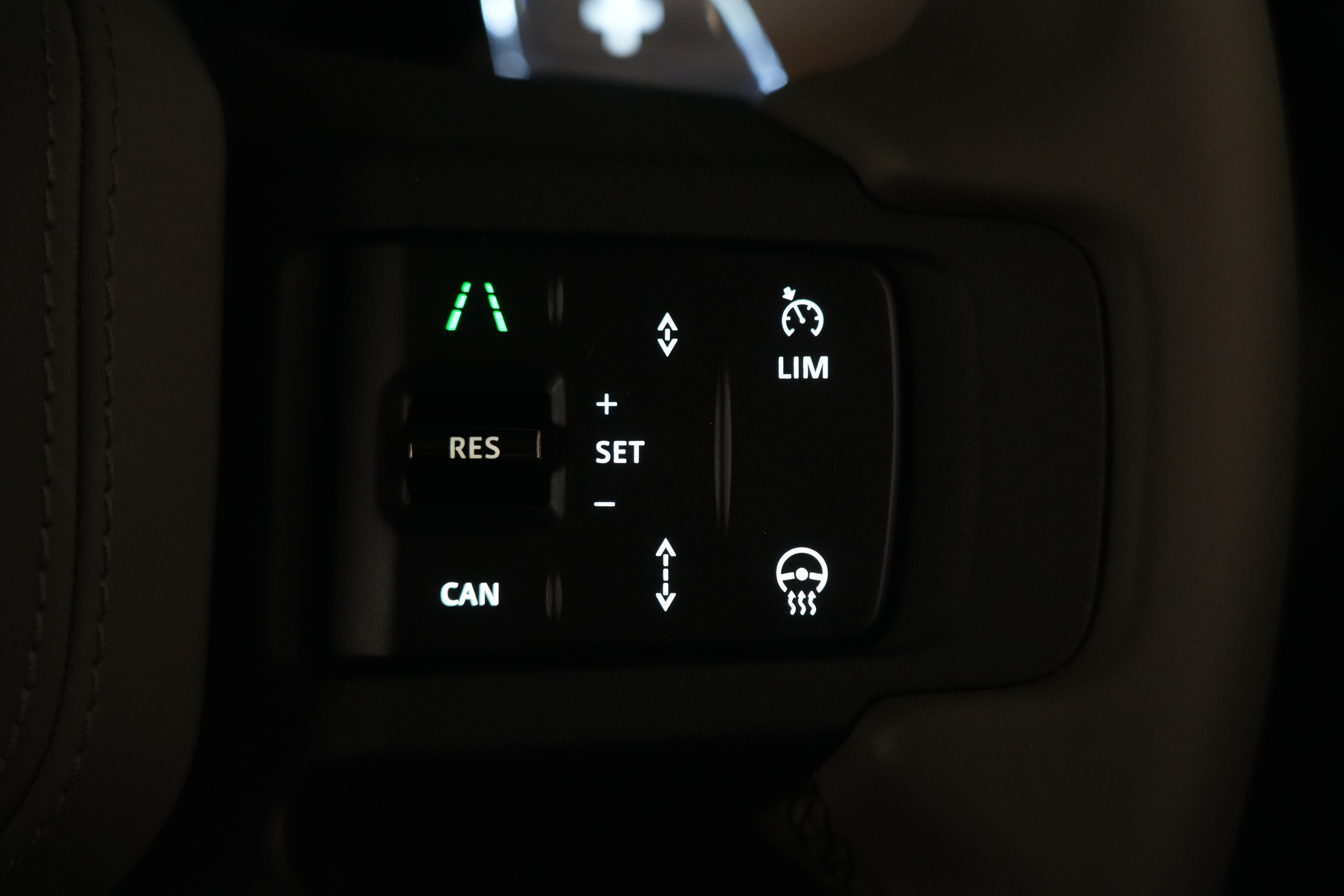 2025 Land Rover Defender L663 110 P635 OCTA SUV Image 58