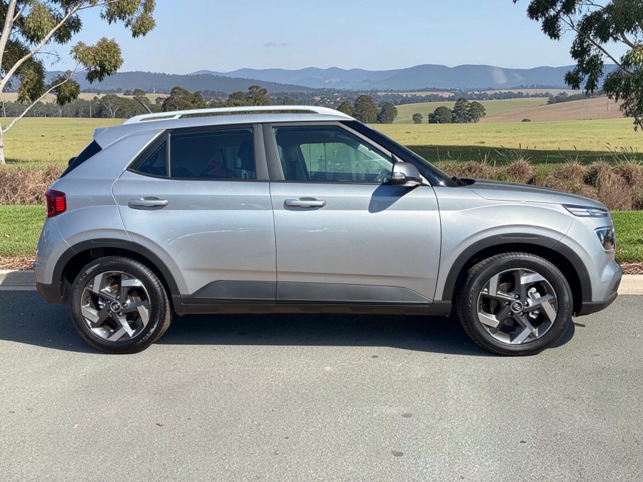 2026 Hyundai Venue QX.V5 Active SUV Image 3