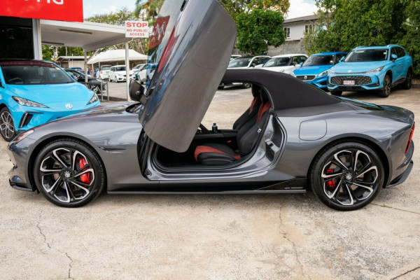 2024 MY24.5 MG Cyberster EC32  Convertible Image 5