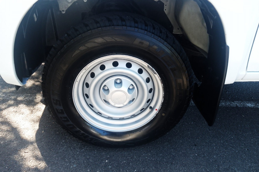 2020 MY19 Isuzu D-MAX TF SX High Ride Cab Chassis Image 12