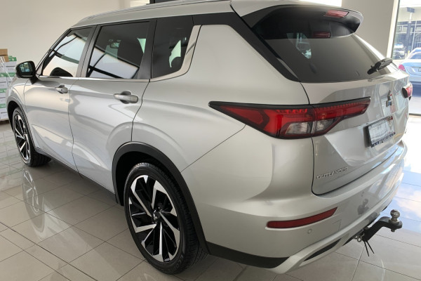 2022 MY23 Mitsubishi Outlander ZM Aspire SUV Image 5