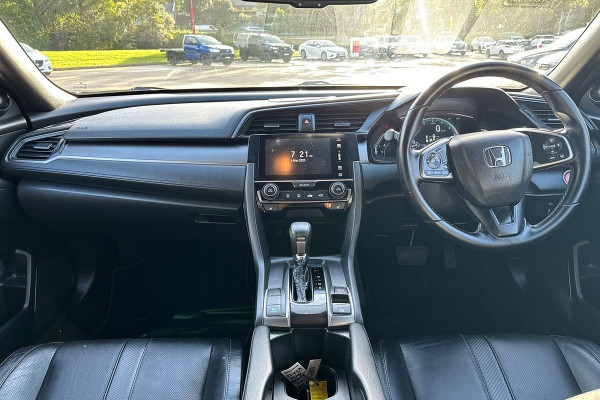 2017 Honda Civic 10th Gen VTi Hatch Image 6