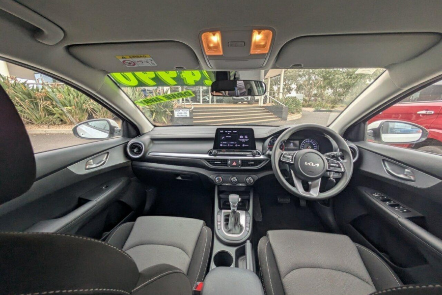 2021 MY22 Kia Cerato BD Sport Hatch Image 11