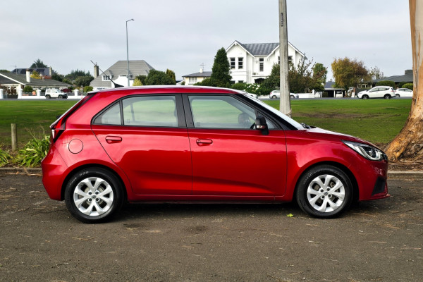 2021 MG MG3 SZP1 Core Hatch Image 2