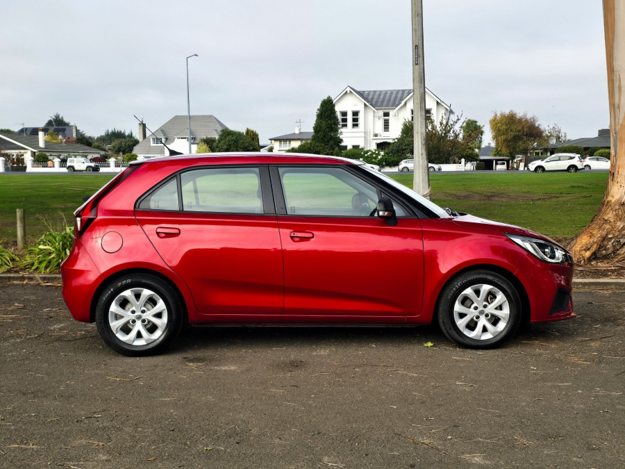2021 MG MG3 SZP1 Core Hatch Image 2