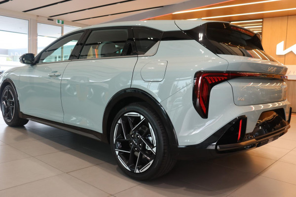 2026 Kia K4 CL4m GT-Line Hatch Image 2