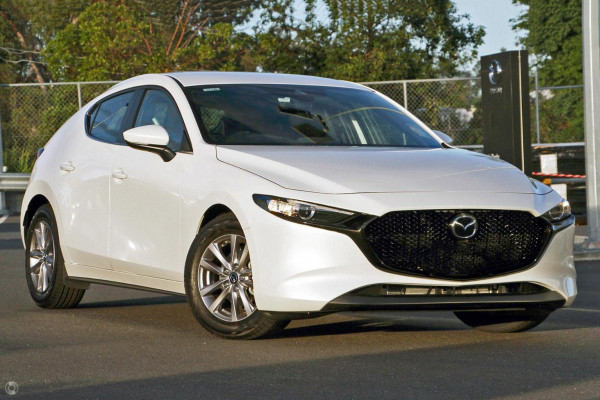 2025 Mazda 3 BP Series G20 Pure Hatch Image 5