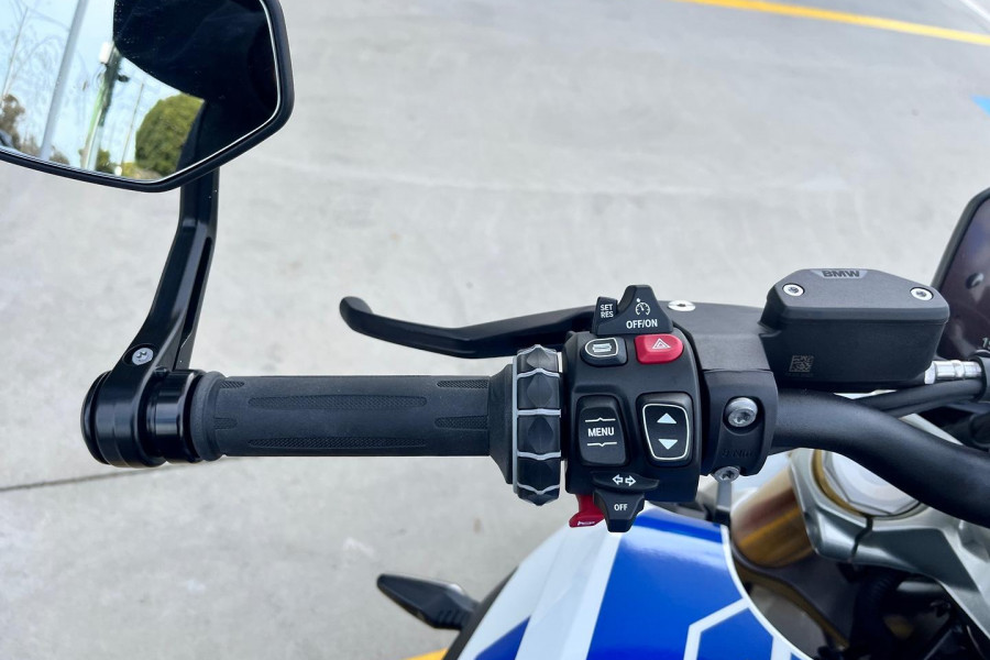 2025 MY26 BMW R 1300 R Performance R 1300