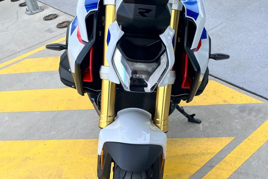 2025 MY26 BMW R 1300 R Performance R 1300