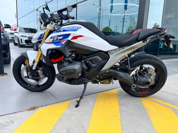 2025 MY26 BMW R 1300 R Performance R 1300 image 13