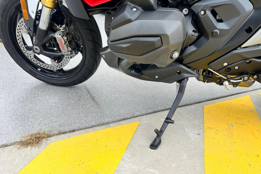 2025 MY26 BMW R 1300 R Performance R 1300